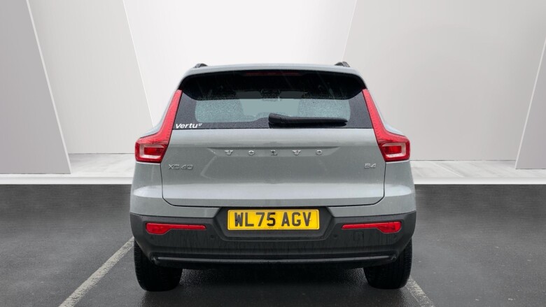 Volvo XC40 2.0 B4P Plus Dark 5dr Auto Petrol Estate